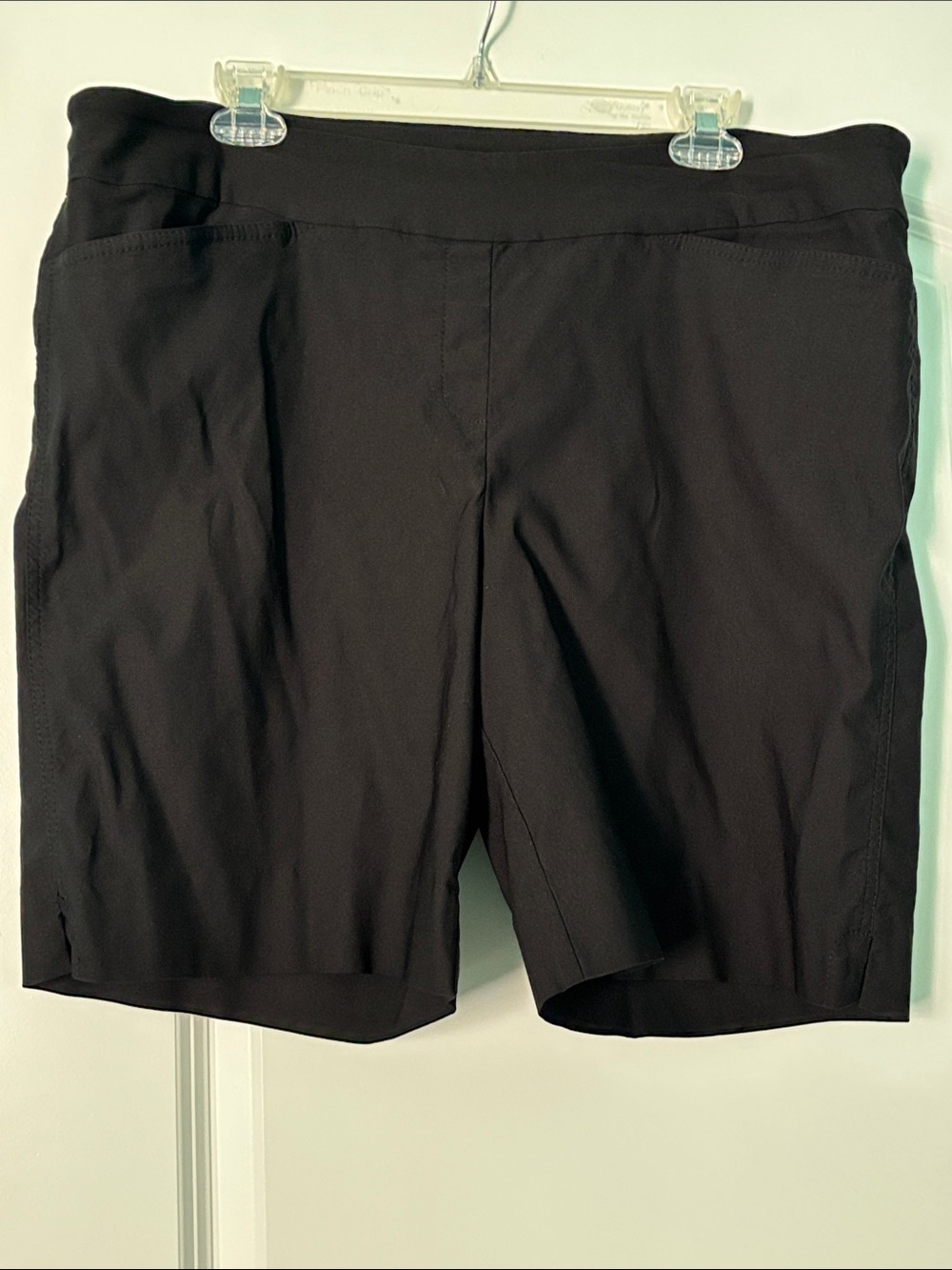 Women's Black Flat-Front Stretch Performance Shorts